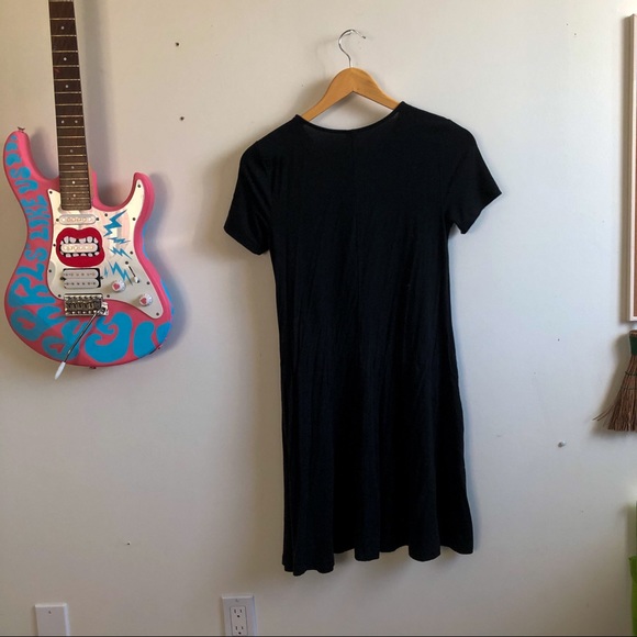 2 Old Navy Dresses - Picture 3 of 8